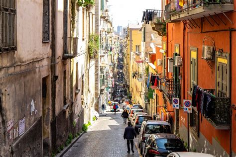 Discovering the historic centre of Naples: what to see and where .